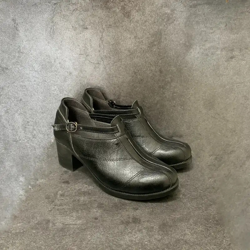 کفش زنانه مدل نیلوفر