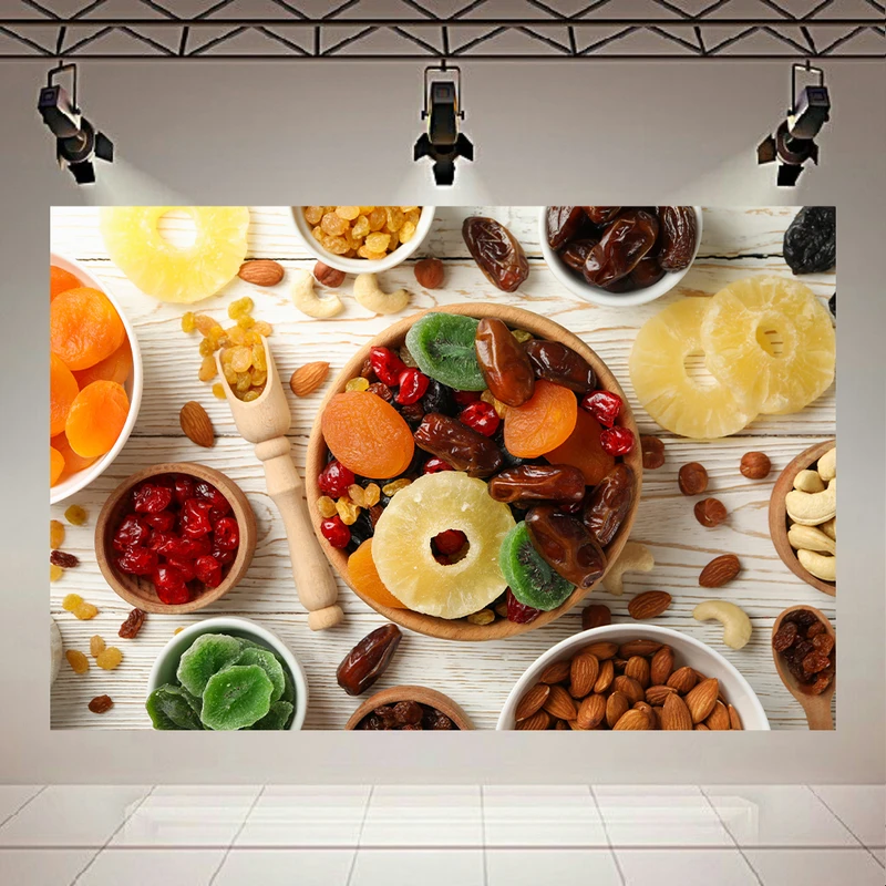 پوستر طرح مخمل کاسه‌ میوه‌های خشک مدل آجیل روی میز کد AR305462