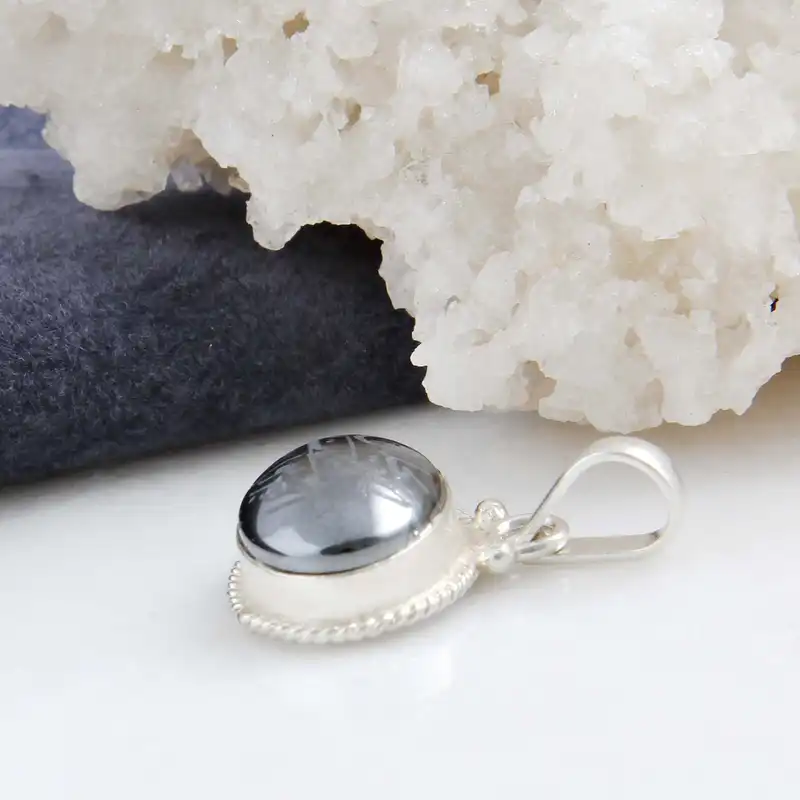 آویز گردنبند نقره زنانه بازرگانی میلادی مدل سنگ حدید خطاطی دعای مهره مار کد PK_119