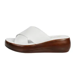 دمپایی زنانه مدل مروارید