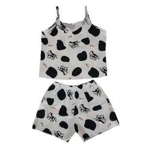 لباس خواب زنانه کد 085555 طرح گاوی