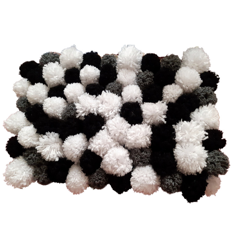 پادری مدل پوم پوم طرح منگوله سایز 60 × 40 سانتی متر