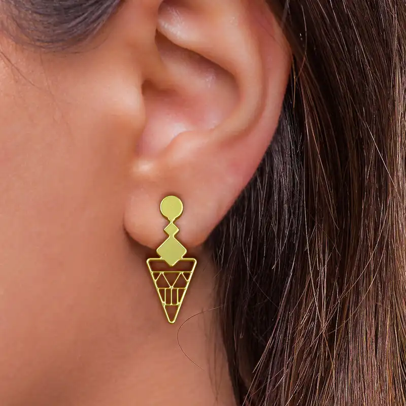 گوشواره طلا 18 عیار زنانه مدوپد مدل هندسی کد GA1-15030