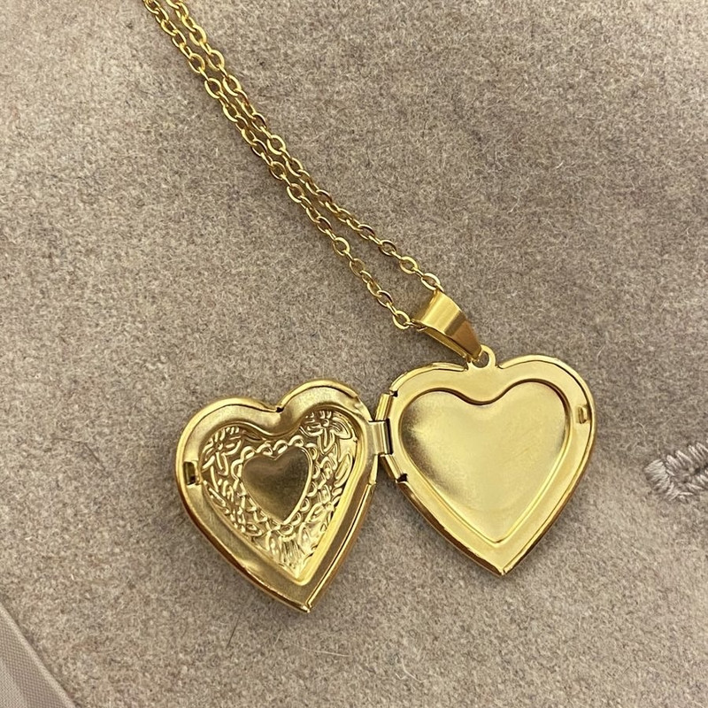 گردنبند زنانه مدل عکس طرح قلب کد 442 گردنبند زنانه مدل عکس طرح قلب کد 442