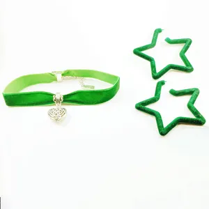 نیم ست زنانه تاش مدل مخملی