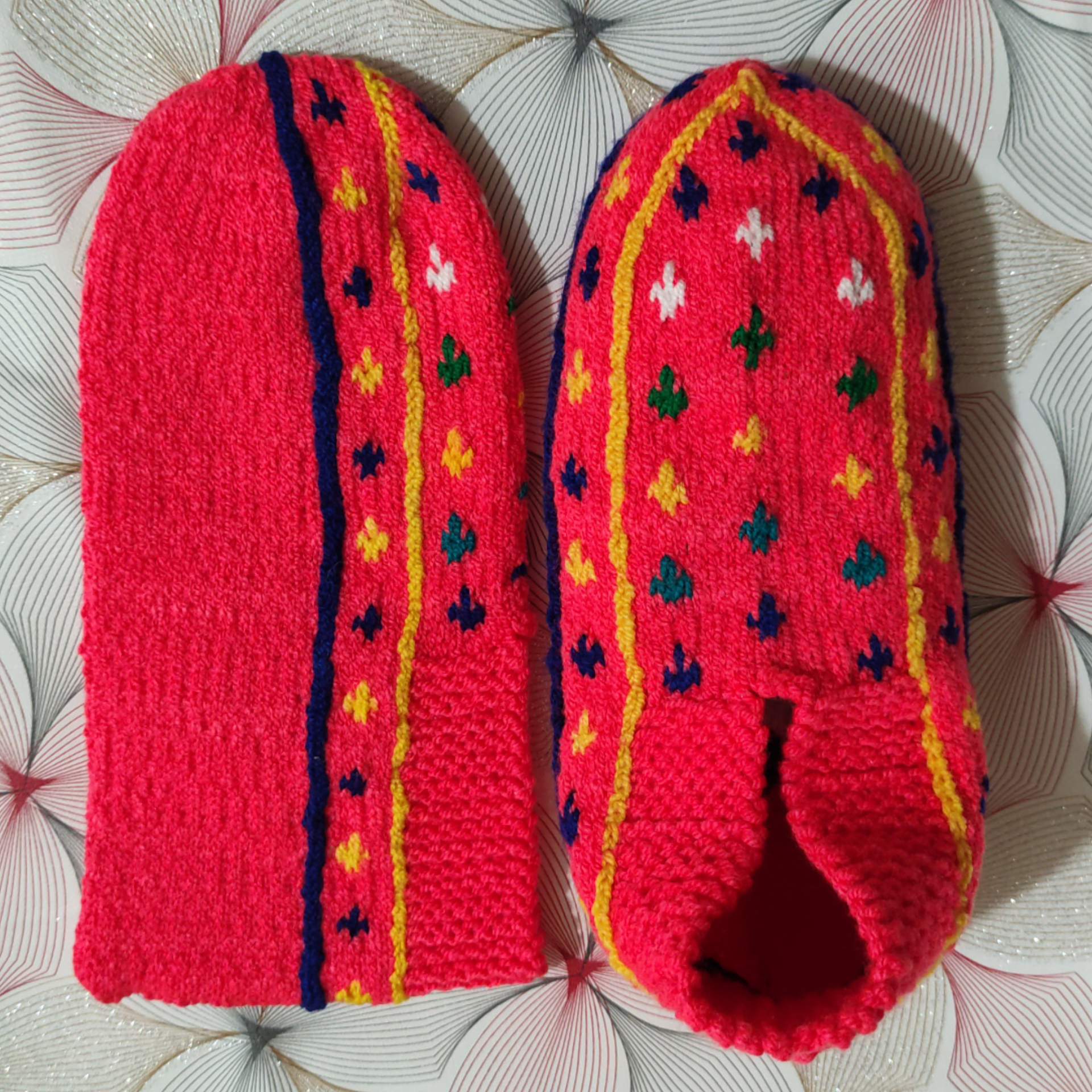 پاپوش دست دوز زنانه مدل پاتانی