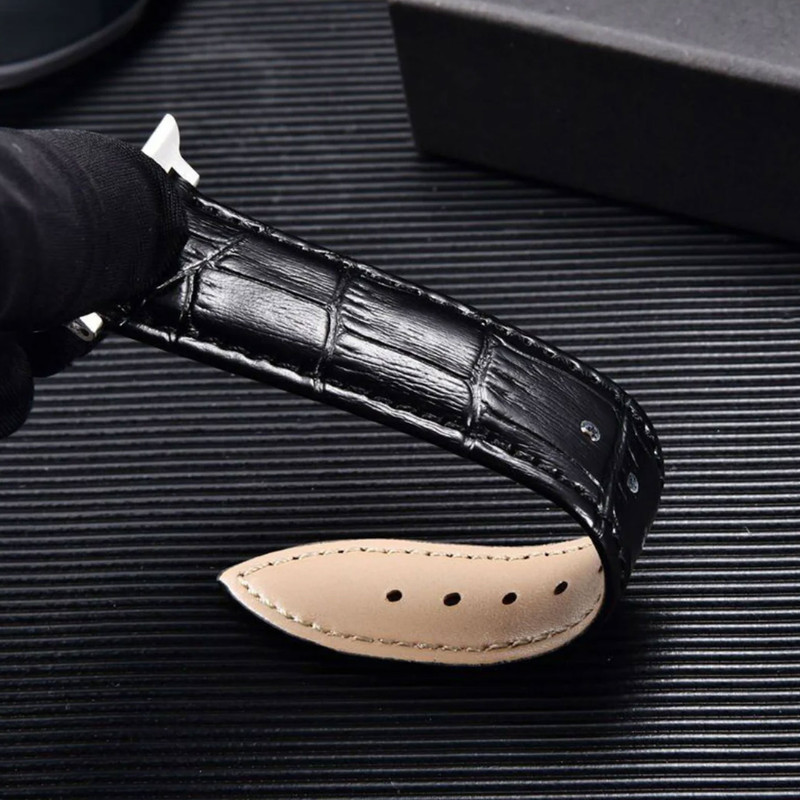 بند کینگدام مدل Crocodile Leather Butterfly مناسب برای اپل واچ سری 10 سایز 46 میلی متری