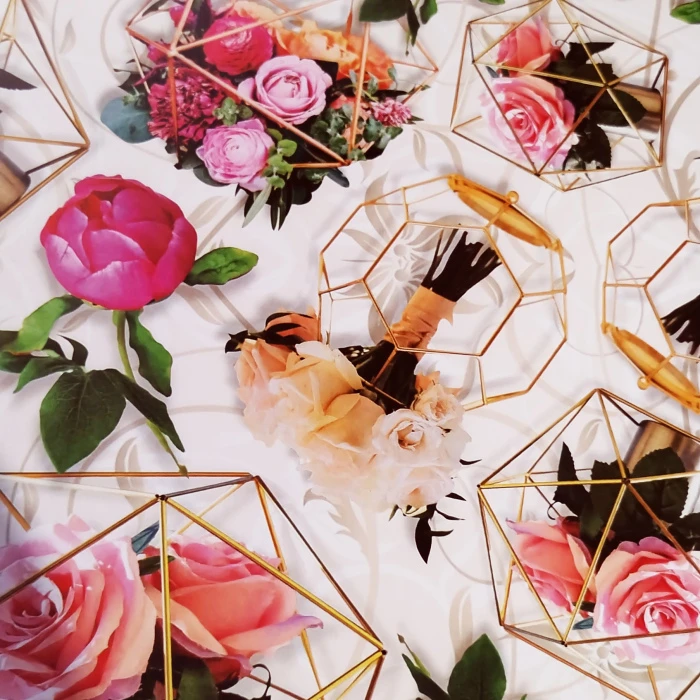 کاغذ کادو مدل دسته گل دکوراتیو بسته 5 عددی 