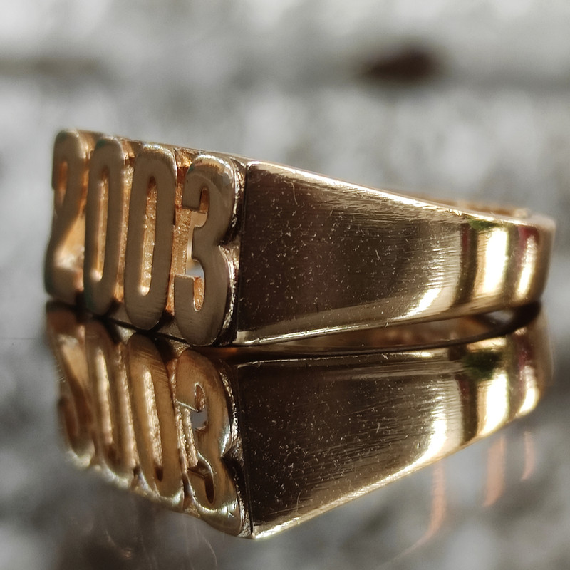 انگشتر مدل متولد 2003