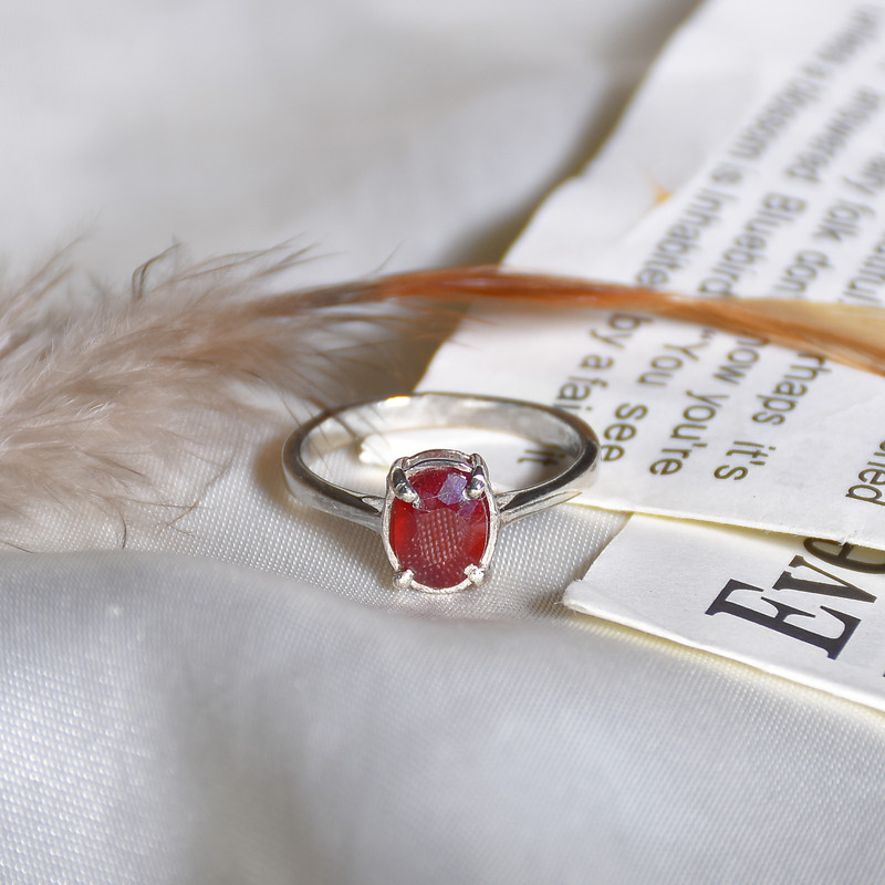 انگشتر نقره زنانه نقره جات لطفی مدل یاقوت کد ANZS06E01