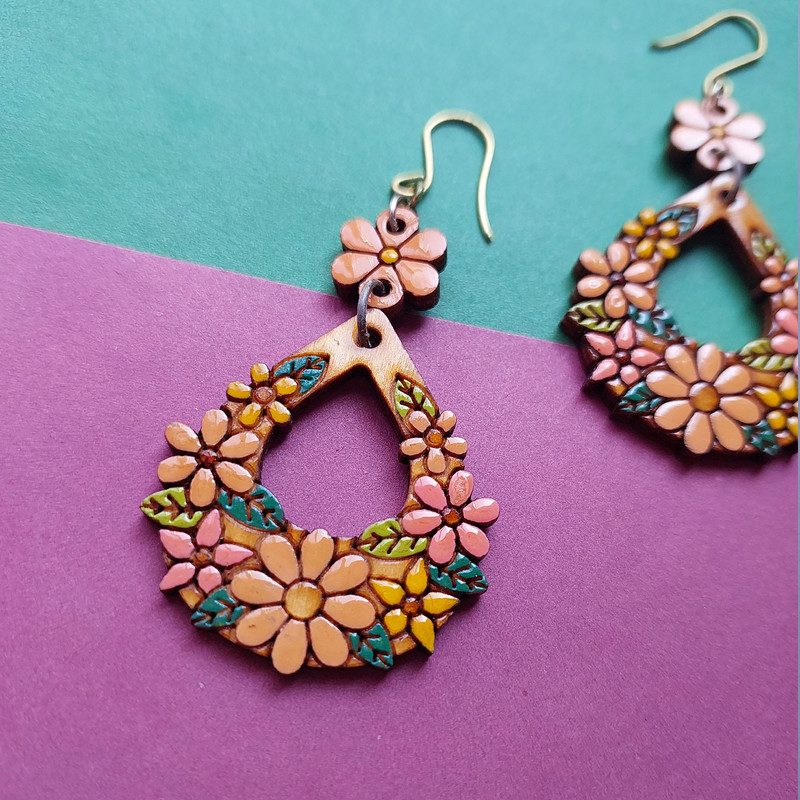 گوشواره زنانه مدل گل های بهاری طرح اشک کد EP015 گوشواره زنانه مدل گل های بهاری طرح اشک کد EP015