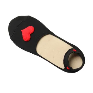 جوراب دخترانه مدل قلبی