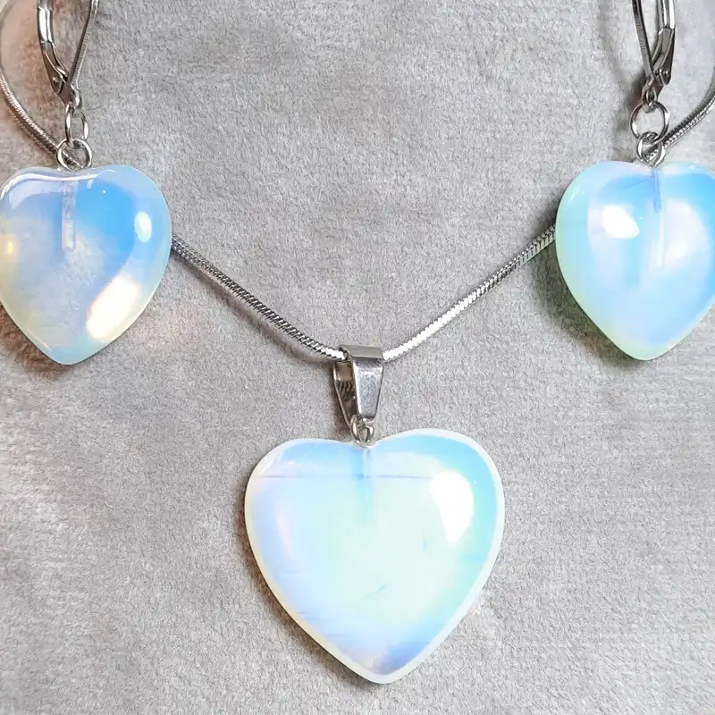 نیم ست زنانه مدل قلبی سنگ اوپال