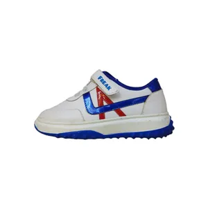 کفش تمرین پسرانه مدل فریک رنگ سفید 