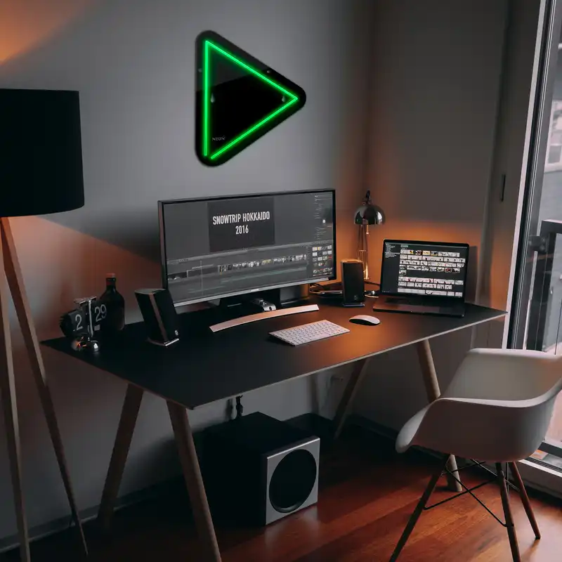 چراغ دیواری نئون دیزاین مدل Play-BL_GR