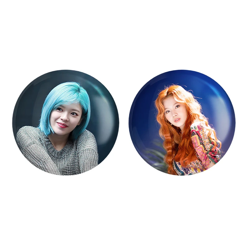 مگنت خندالو طرح سانا و جونگیون گروه توایس کد 1167311680 مجموعه 2 عددی