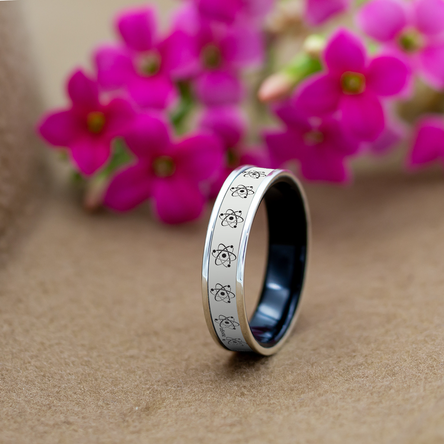 انگشتر ناکسیگو مدل شب تاب طرح فیزیک کد RB15624