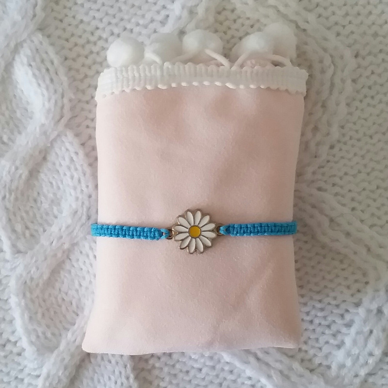 دستبند دخترانه مدل گل بابونه NA122 دستبند دخترانه مدل گل بابونه NA122