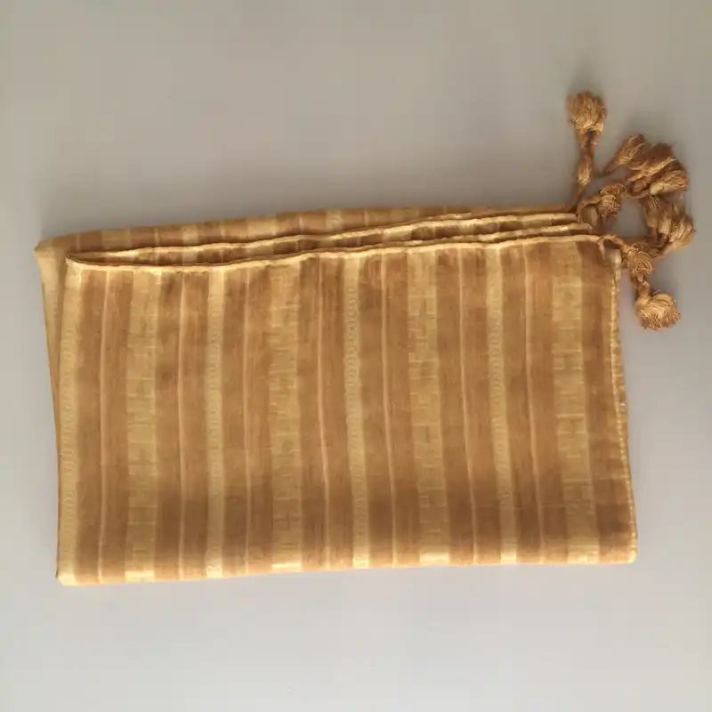 شال زنانه مدل نخی منگوله دار سنگشور