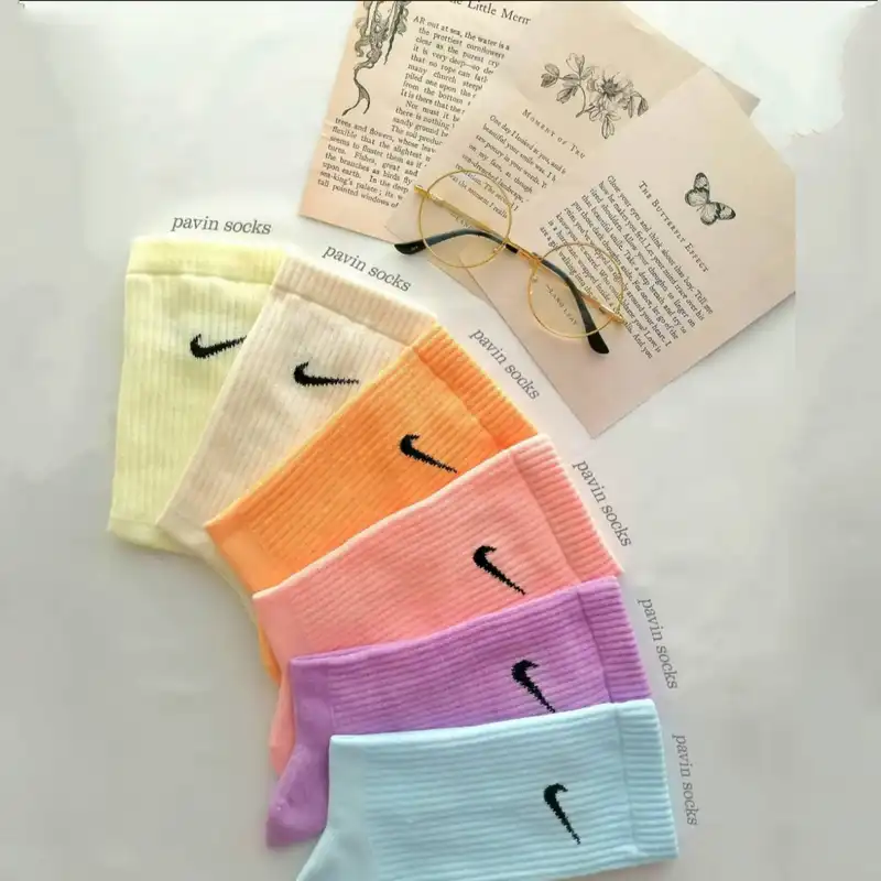 جوراب ورزشی زنانه پاوین مدل N008 مجموعه 8 عددی