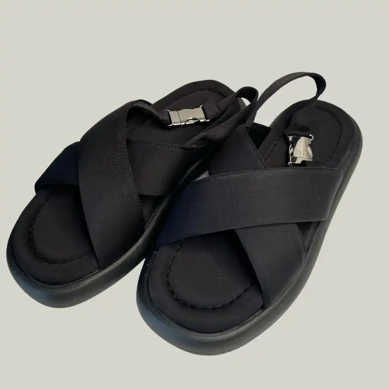 صندل زنانه مدل ۳۶۱