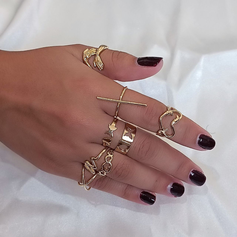 انگشتر زنانه کد 432 مجموعه 8 عددی انگشتر زنانه کد 432 مجموعه 8 عددی