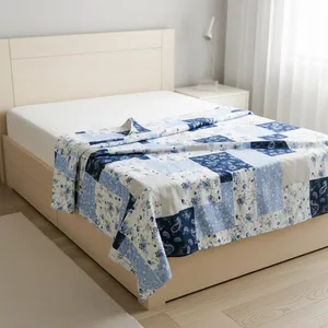 ملحفه آدنو مدل چهل تکه کد CH110 دونفره سایز 220x240 سانتی متر