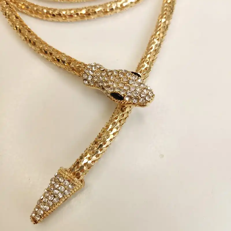 گردنبند زنانه مدل ماری بلند