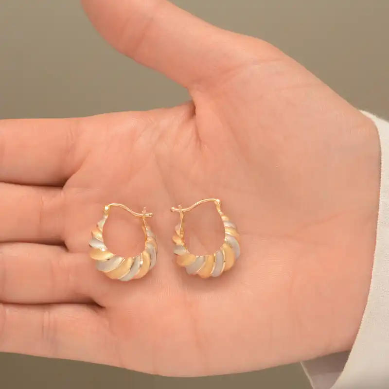 گوشواره طلا 18 عیار زنانه طلای مستجابی کد 32