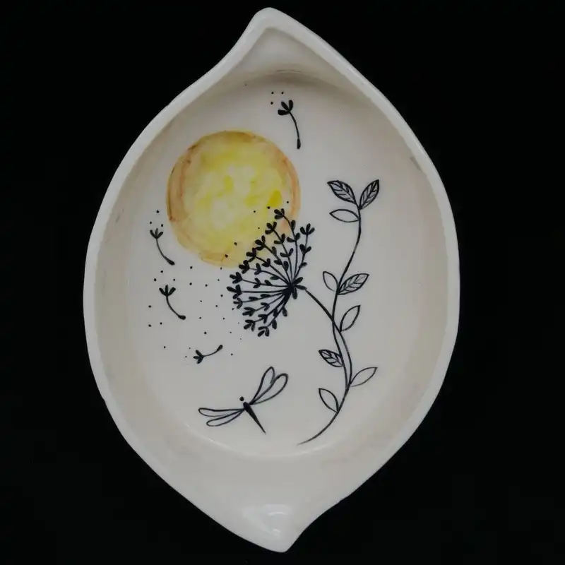 شکلات خوری سرامیکی هیوا طرح بته جقه مدل قاصدک کد 11025869