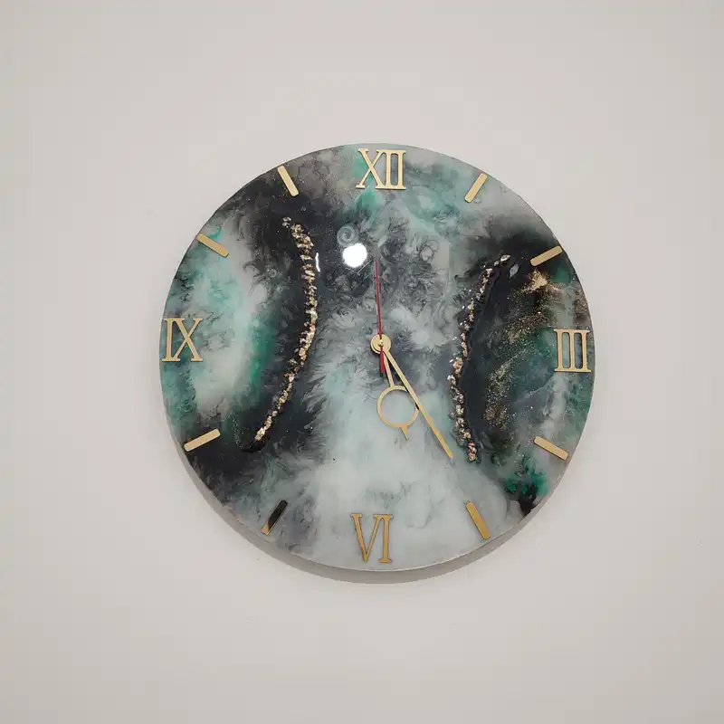 ساعت دیواری رزینی کد 02