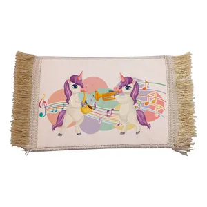 فرش ماشینی دیوارکوب مدل یونیکورن کد 89