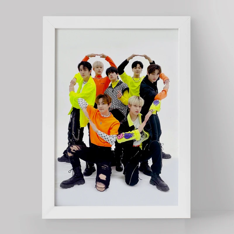 تابلو خندالو مدل گروه انهایپن کد 12328