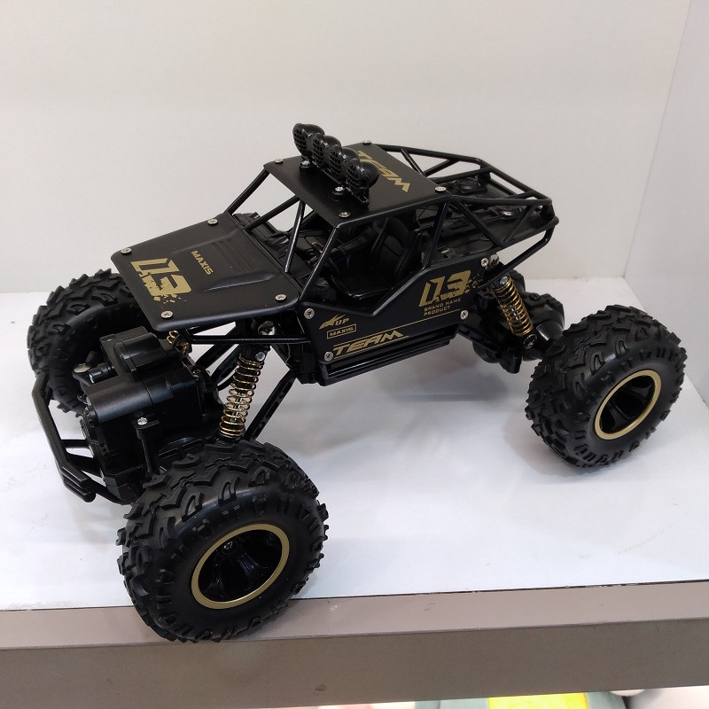 ماشین بازی کنترلی مدل آفرود rock crawler metal