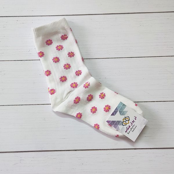 جوراب ساق بلند زنانه تن پوش هنگامه مدل گل بابونه کد WI22 -  - 2