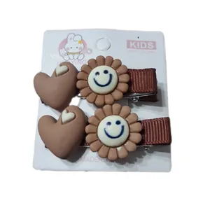 گیره مو دخترانه مدل انبری عروسکی بسته 2 عددی