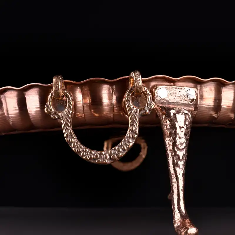 سینی مسی مدل انگشتی پایه بلند زنجان کد 35