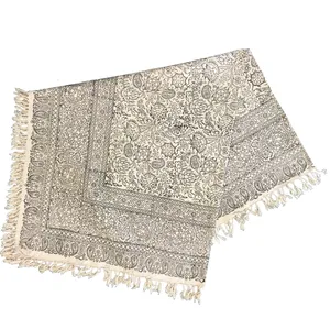 رومیزی قلمکار مدل ایده آل 114