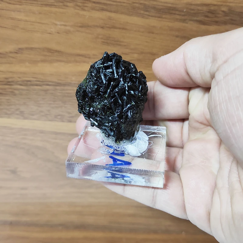 عکس شماره 2 : سنگ راف مدل اپیدوت دوطرفه کدap6092