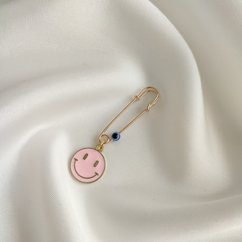 سنجاق سینه دخترانه لیمونار گالری مدل لبخند