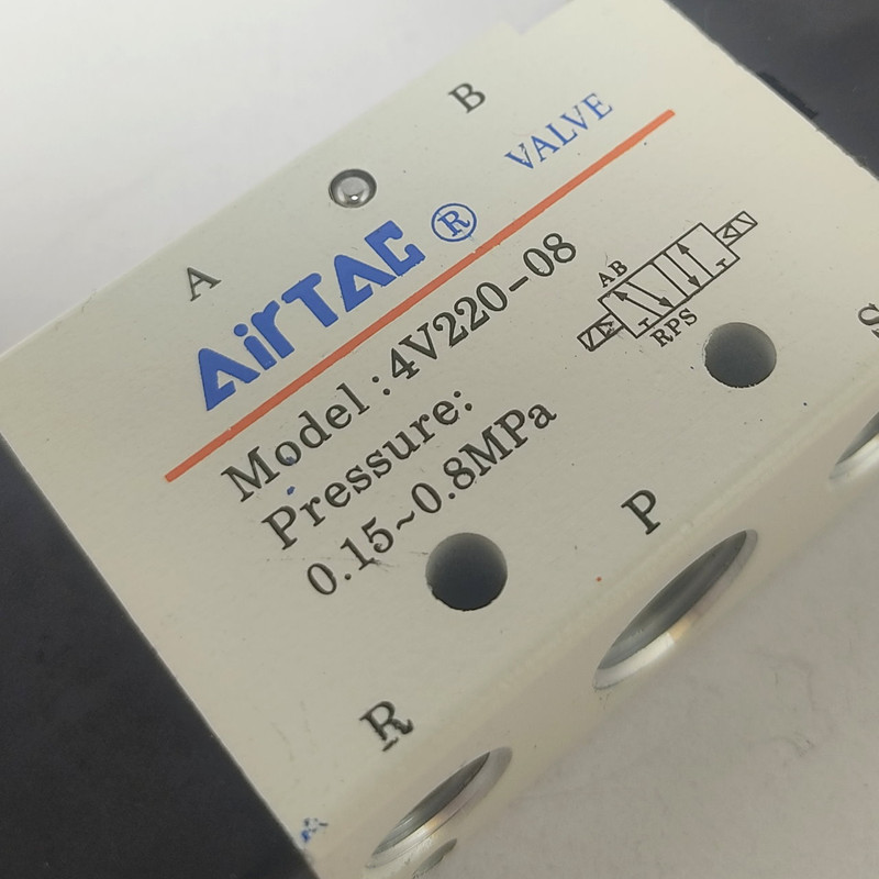 شیر برقی پنوماتیک ایرتک مدل 4v220-08-1/4-24