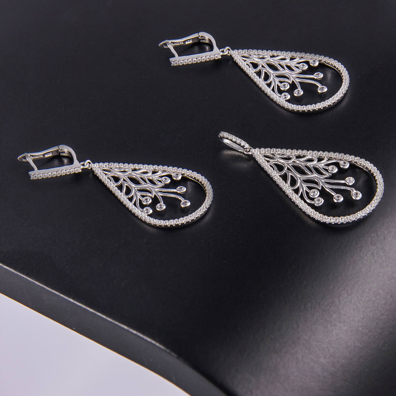 نیم ست نقره زنانه مدل جواهری کد NG2176