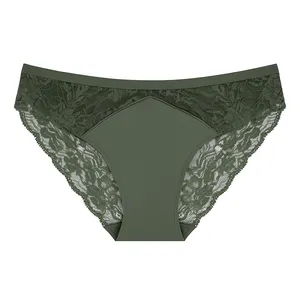 شورت زنانه لیورا مدل LA142