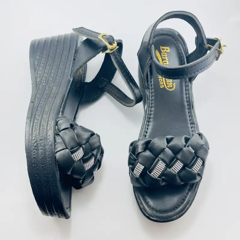 صندل زنانه مدل لژدار چرمی