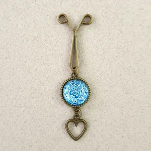 سنجاق روسری زنانه مدل گل كد SF154-D