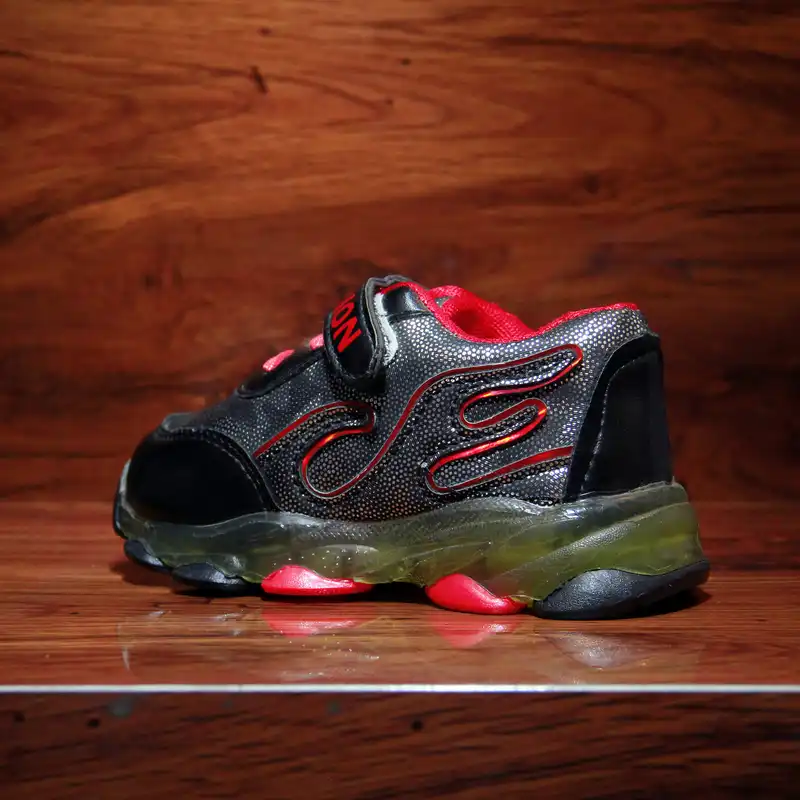 کفش پیاده روی بچه گانه مدل اسپرت 126