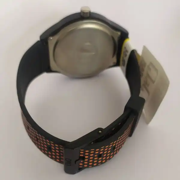 ساعت مچی عقربه ای کیو اند کیو مدل  VR28J034Y