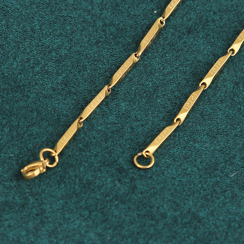 زنجیر زنانه بازرگانی میلادی مدل فانتزی استیل کد ZR_086