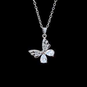 گردنبند دخترانه مدل پروانه ظریف جواهری کد Art97