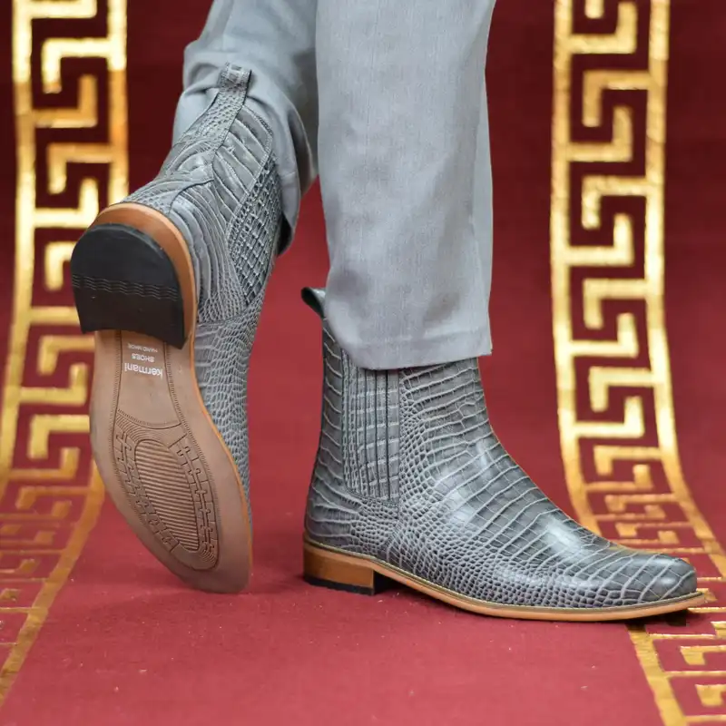 نیم بوت مردانه کرمانی مدل چرم دستدوز طبیعی کروکو کد 626 رنگ طوسی